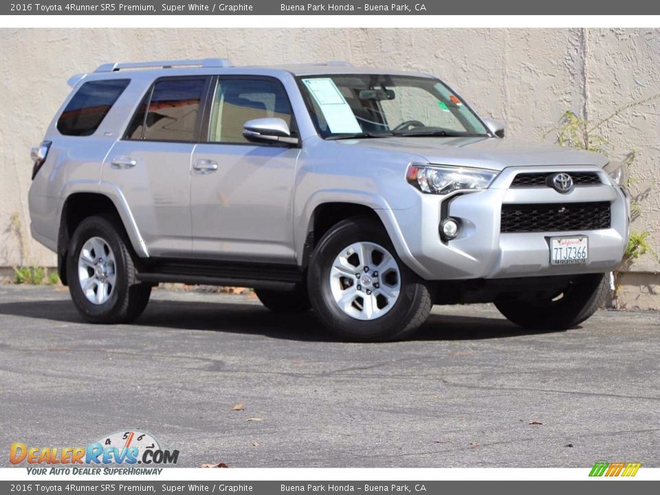 2016 Toyota 4Runner SR5 Premium Super White / Graphite Photo #2