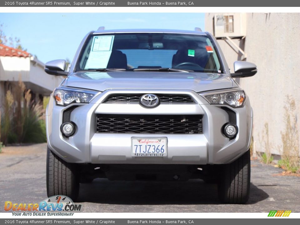 2016 Toyota 4Runner SR5 Premium Super White / Graphite Photo #3