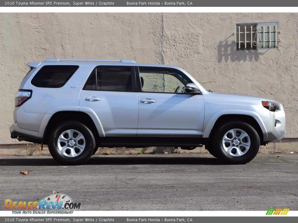 2016 Toyota 4Runner SR5 Premium Super White / Graphite Photo #4