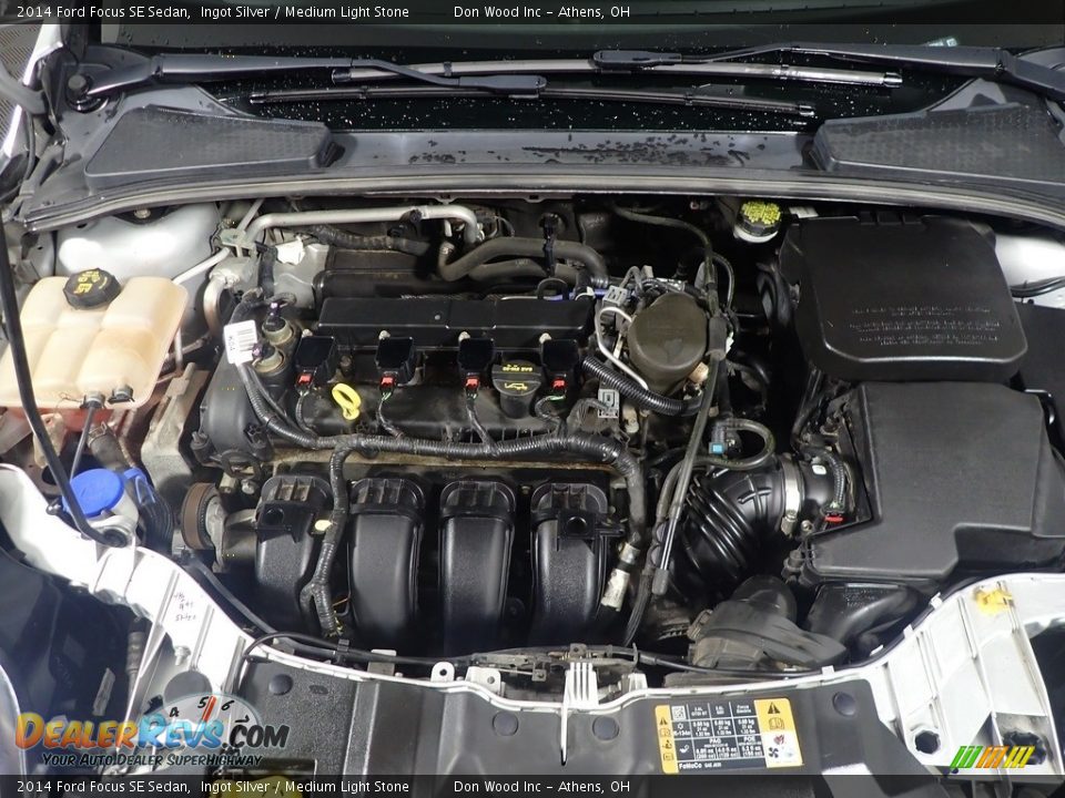 2014 Ford Focus SE Sedan Ingot Silver / Medium Light Stone Photo #6