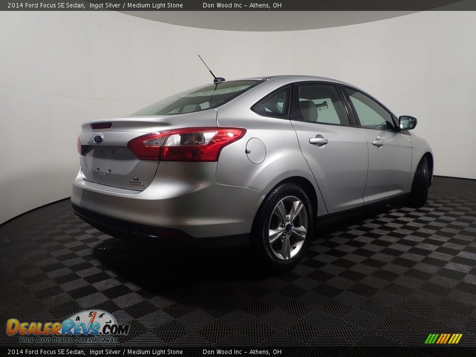 2014 Ford Focus SE Sedan Ingot Silver / Medium Light Stone Photo #15