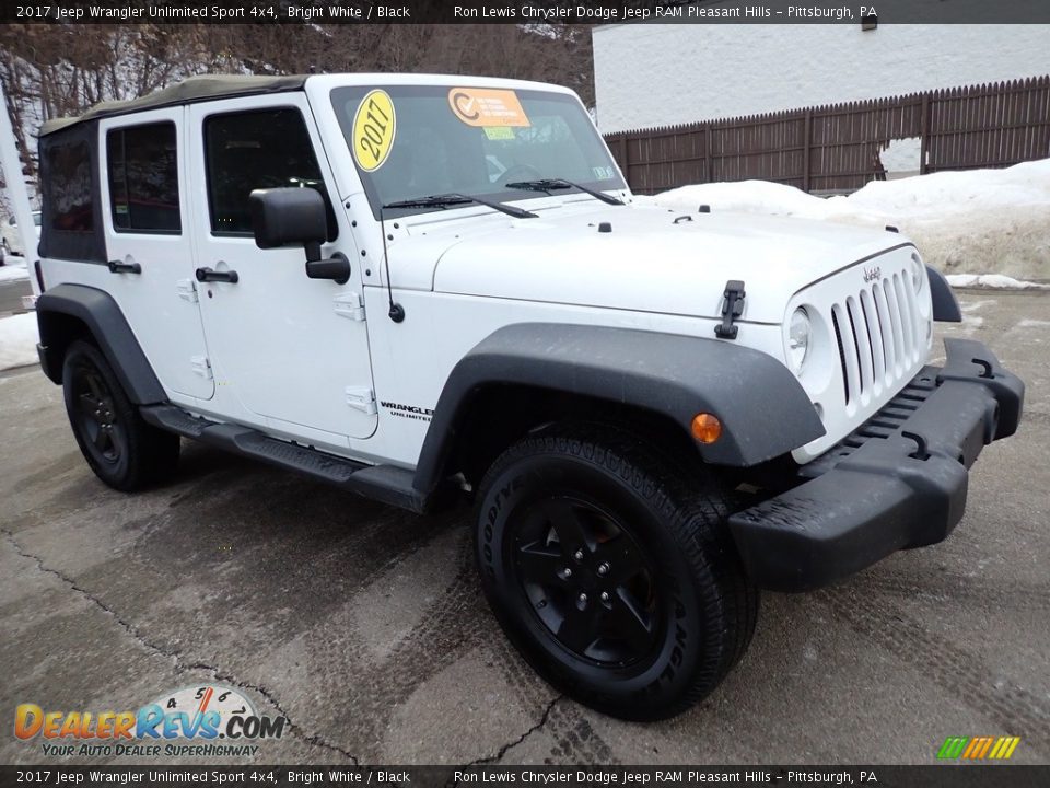 2017 Jeep Wrangler Unlimited Sport 4x4 Bright White / Black Photo #8