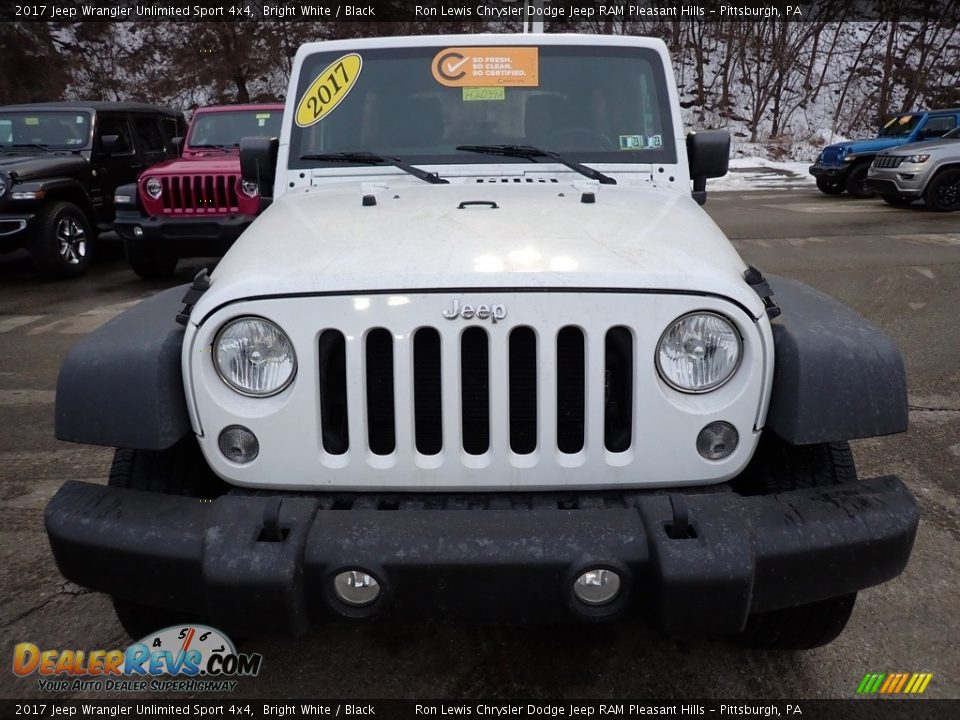 2017 Jeep Wrangler Unlimited Sport 4x4 Bright White / Black Photo #9