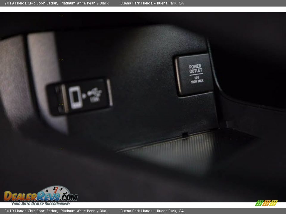 2019 Honda Civic Sport Sedan Platinum White Pearl / Black Photo #17