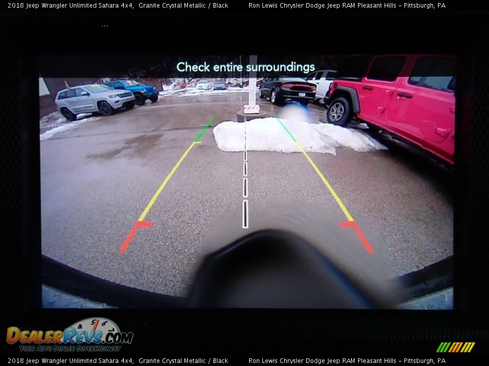 2018 Jeep Wrangler Unlimited Sahara 4x4 Granite Crystal Metallic / Black Photo #18