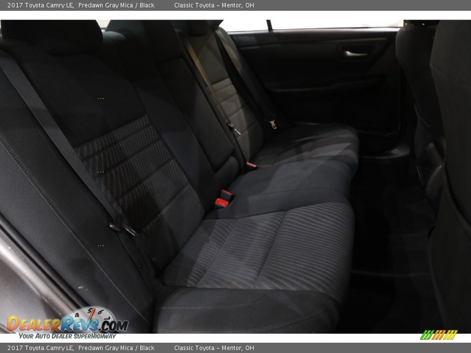2017 Toyota Camry LE Predawn Gray Mica / Black Photo #14