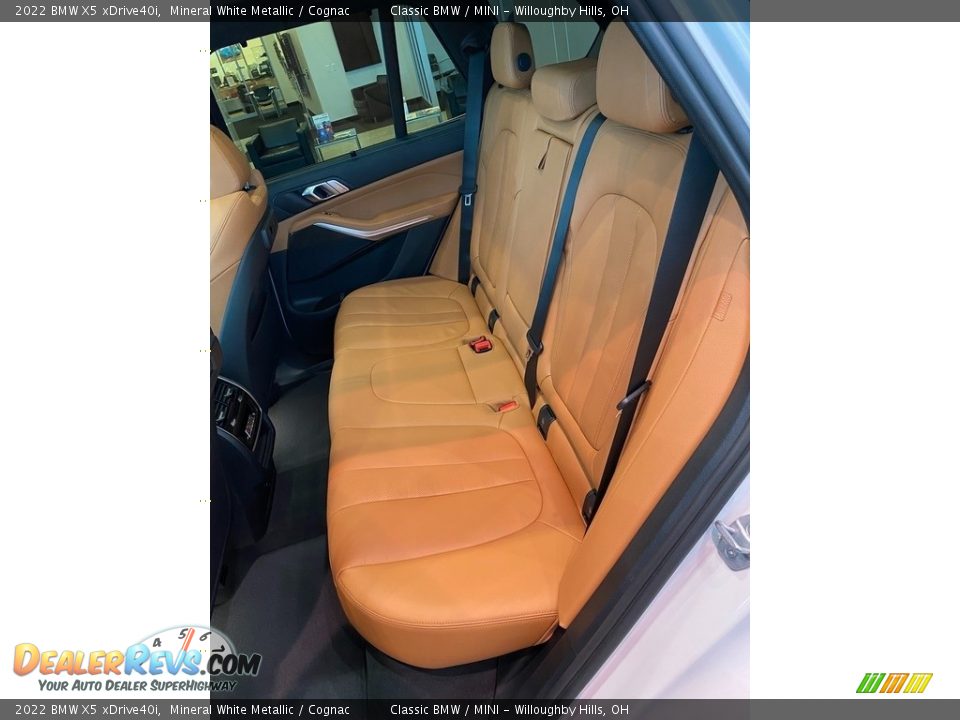 Rear Seat of 2022 BMW X5 xDrive40i Photo #5