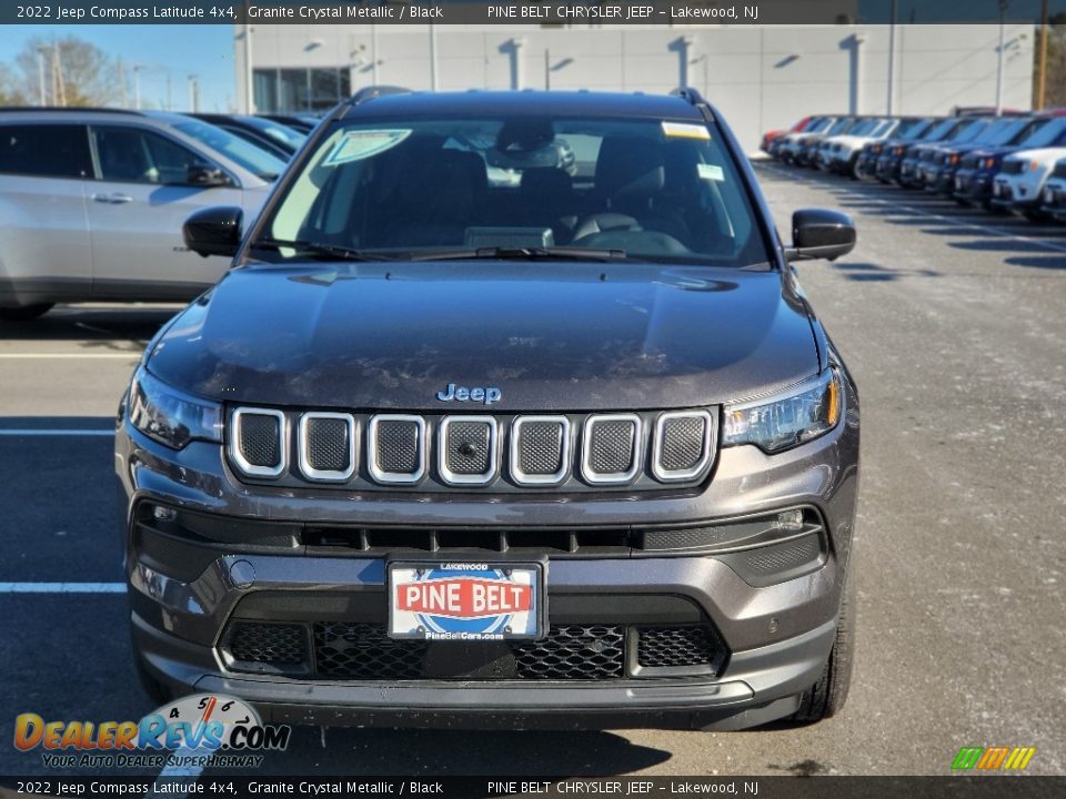 2022 Jeep Compass Latitude 4x4 Granite Crystal Metallic / Black Photo #2