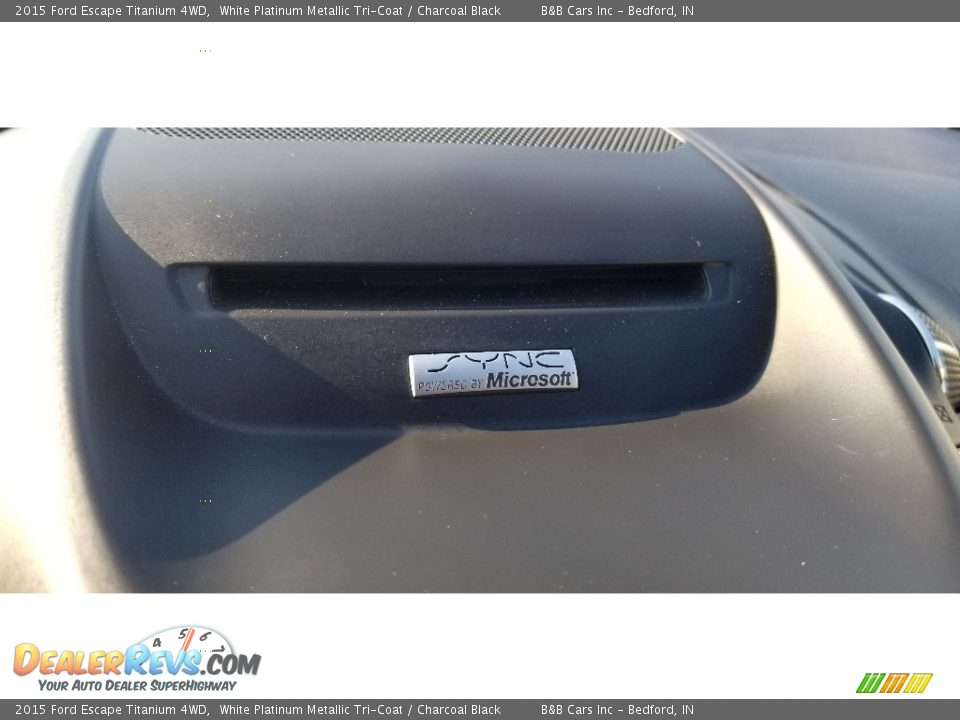 2015 Ford Escape Titanium 4WD White Platinum Metallic Tri-Coat / Charcoal Black Photo #16