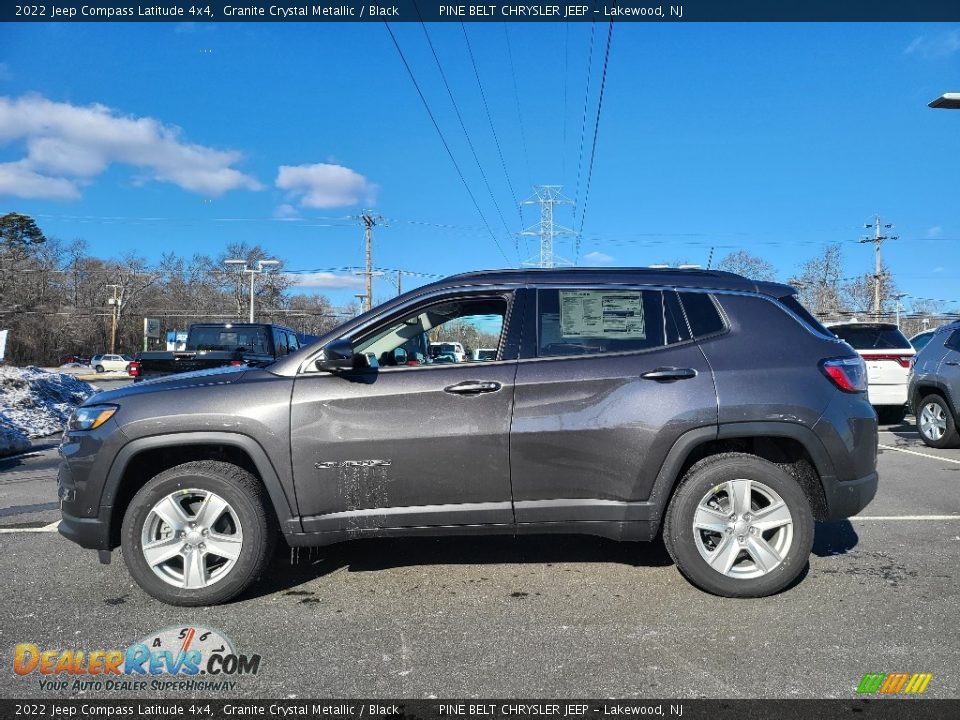 2022 Jeep Compass Latitude 4x4 Granite Crystal Metallic / Black Photo #3