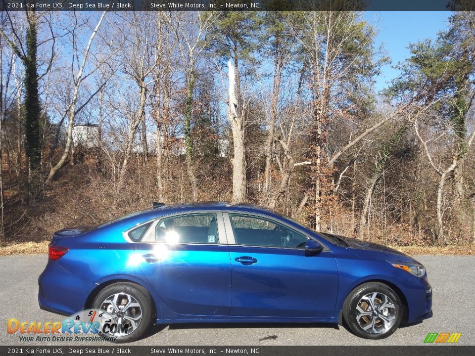 2021 Kia Forte LXS Deep Sea Blue / Black Photo #7