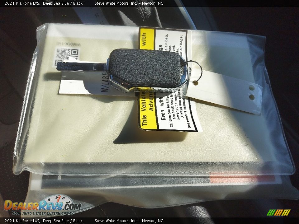 2021 Kia Forte LXS Deep Sea Blue / Black Photo #27