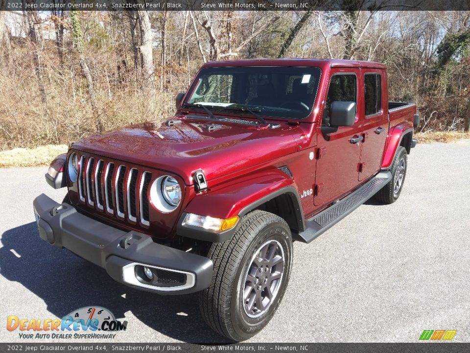 2022 Jeep Gladiator Overland 4x4 Snazzberry Pearl / Black Photo #2