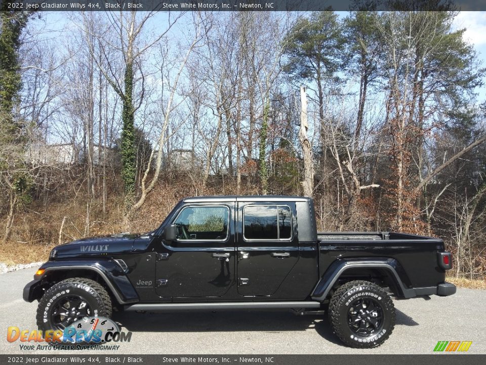 2022 Jeep Gladiator Willys 4x4 Black / Black Photo #1