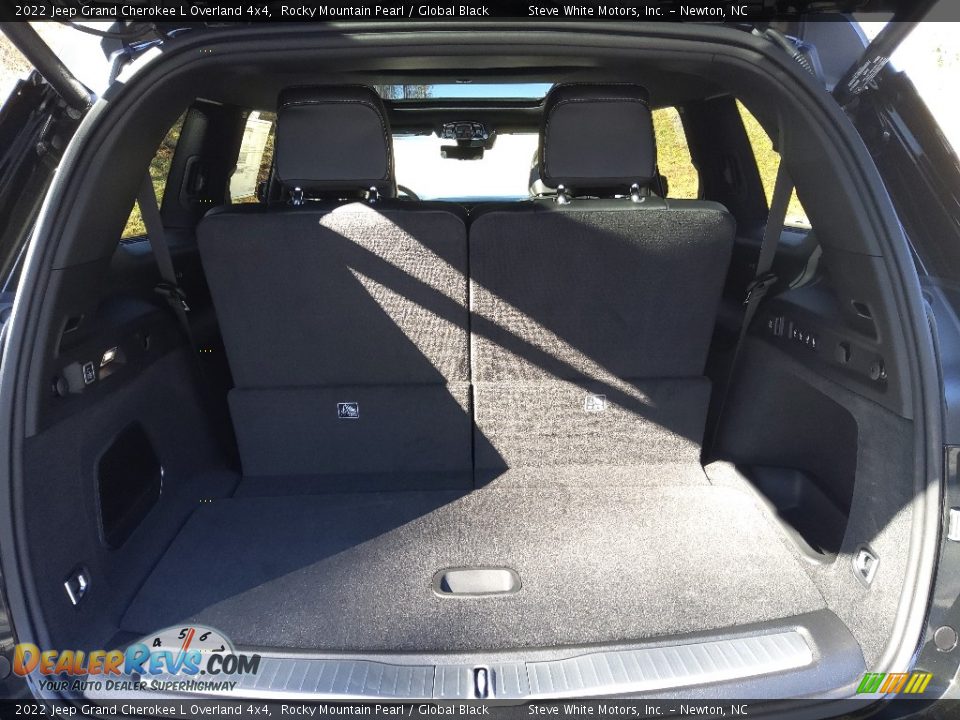 2022 Jeep Grand Cherokee L Overland 4x4 Rocky Mountain Pearl / Global Black Photo #19