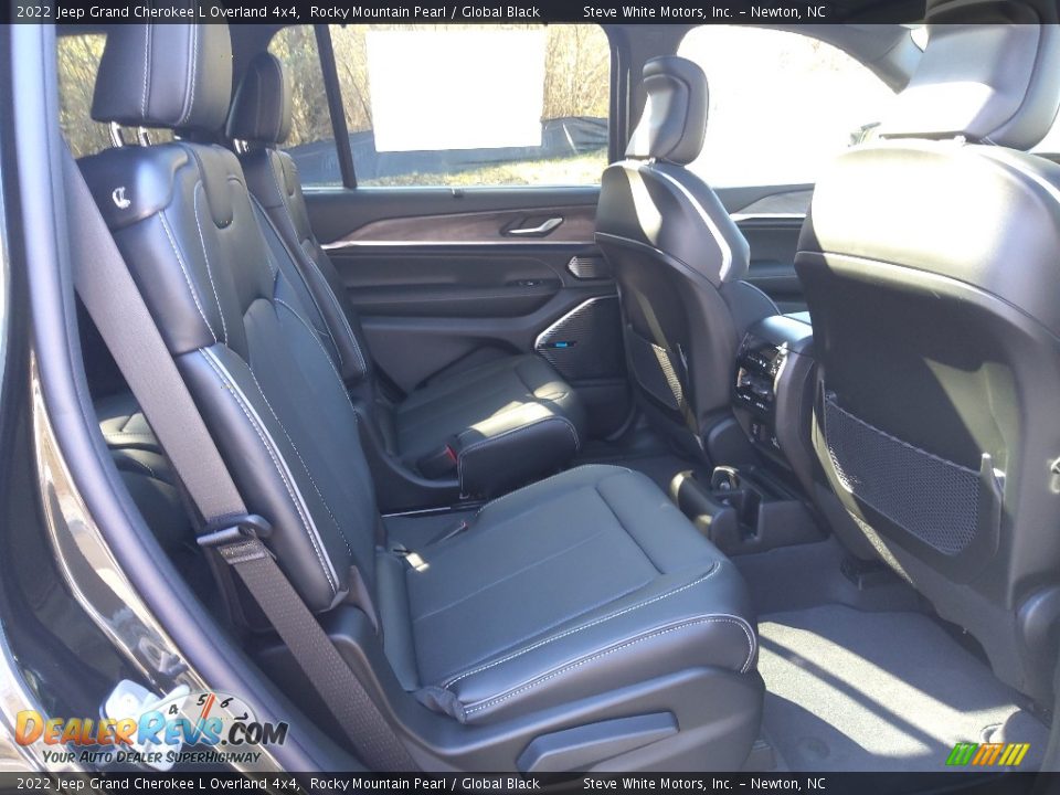 2022 Jeep Grand Cherokee L Overland 4x4 Rocky Mountain Pearl / Global Black Photo #21