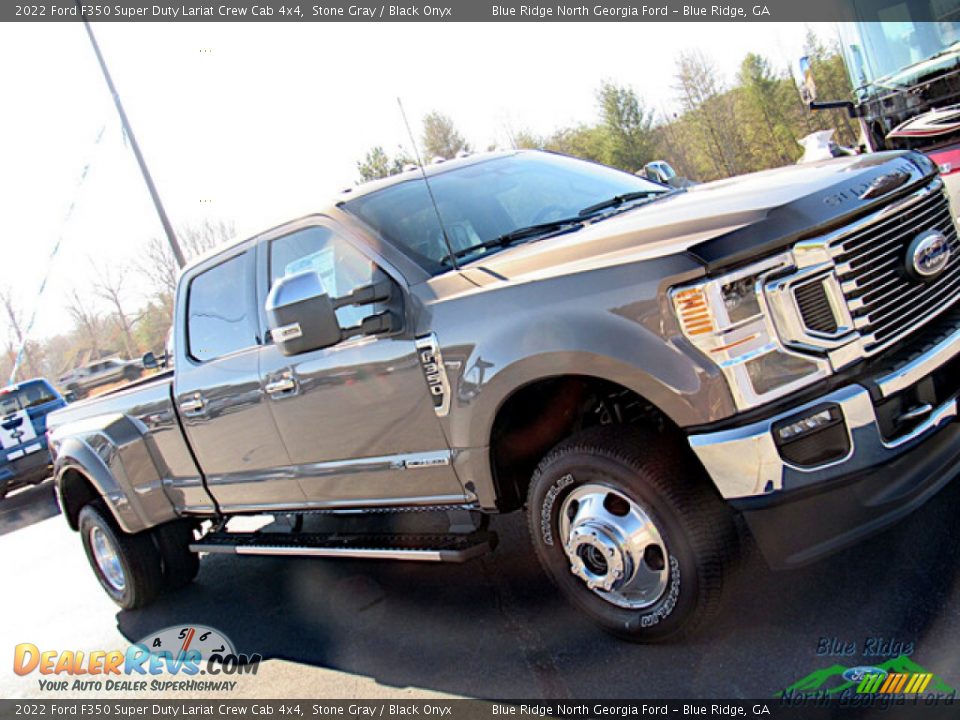 2022 Ford F350 Super Duty Lariat Crew Cab 4x4 Stone Gray / Black Onyx Photo #27