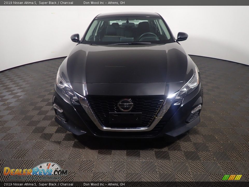 2019 Nissan Altima S Super Black / Charcoal Photo #5