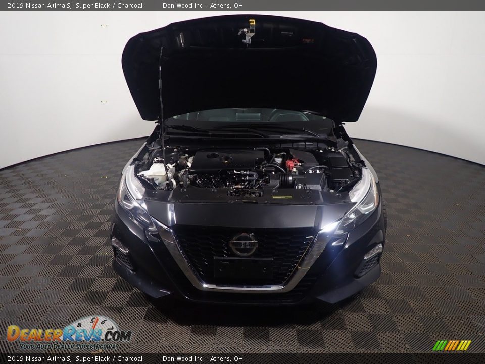 2019 Nissan Altima S Super Black / Charcoal Photo #6