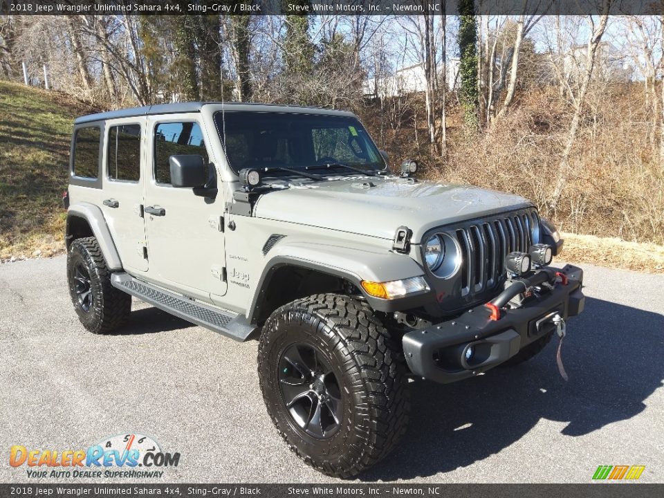 2018 Jeep Wrangler Unlimited Sahara 4x4 Sting-Gray / Black Photo #4