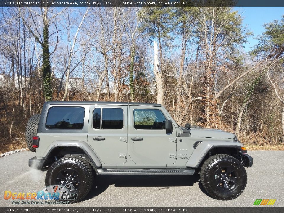 2018 Jeep Wrangler Unlimited Sahara 4x4 Sting-Gray / Black Photo #5