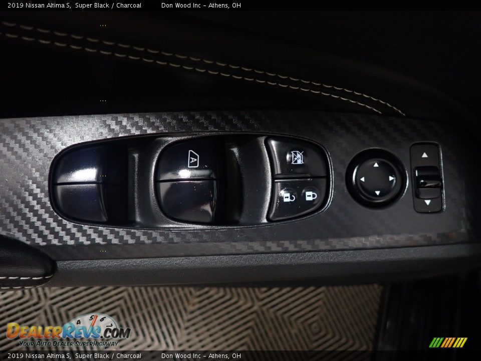 2019 Nissan Altima S Super Black / Charcoal Photo #21