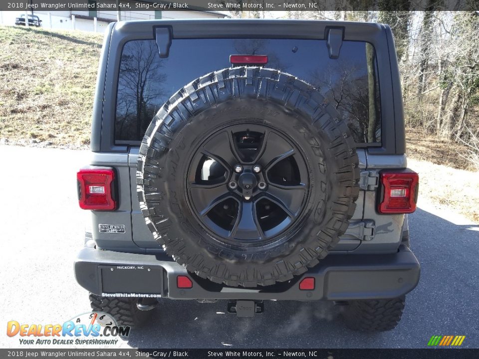 2018 Jeep Wrangler Unlimited Sahara 4x4 Sting-Gray / Black Photo #7