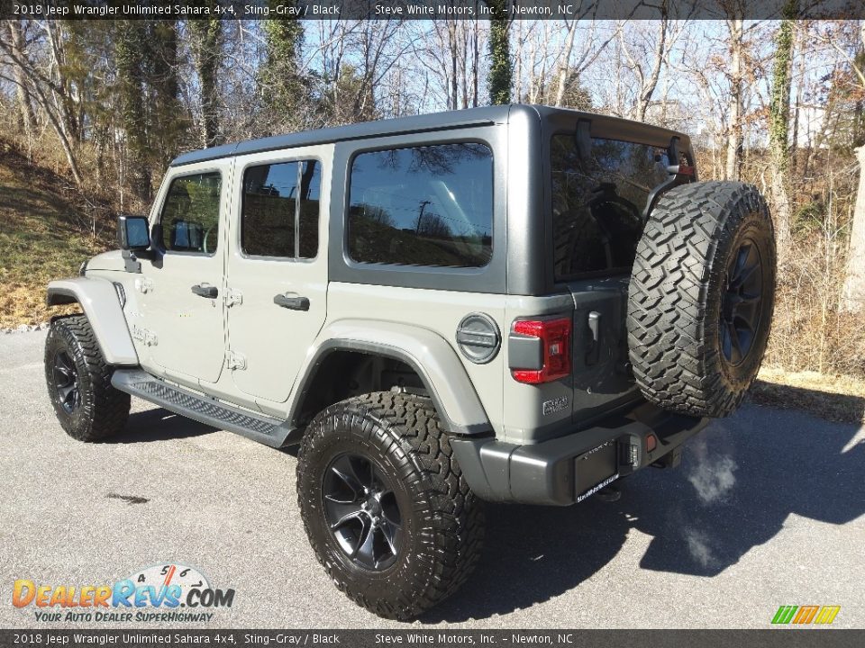 2018 Jeep Wrangler Unlimited Sahara 4x4 Sting-Gray / Black Photo #8