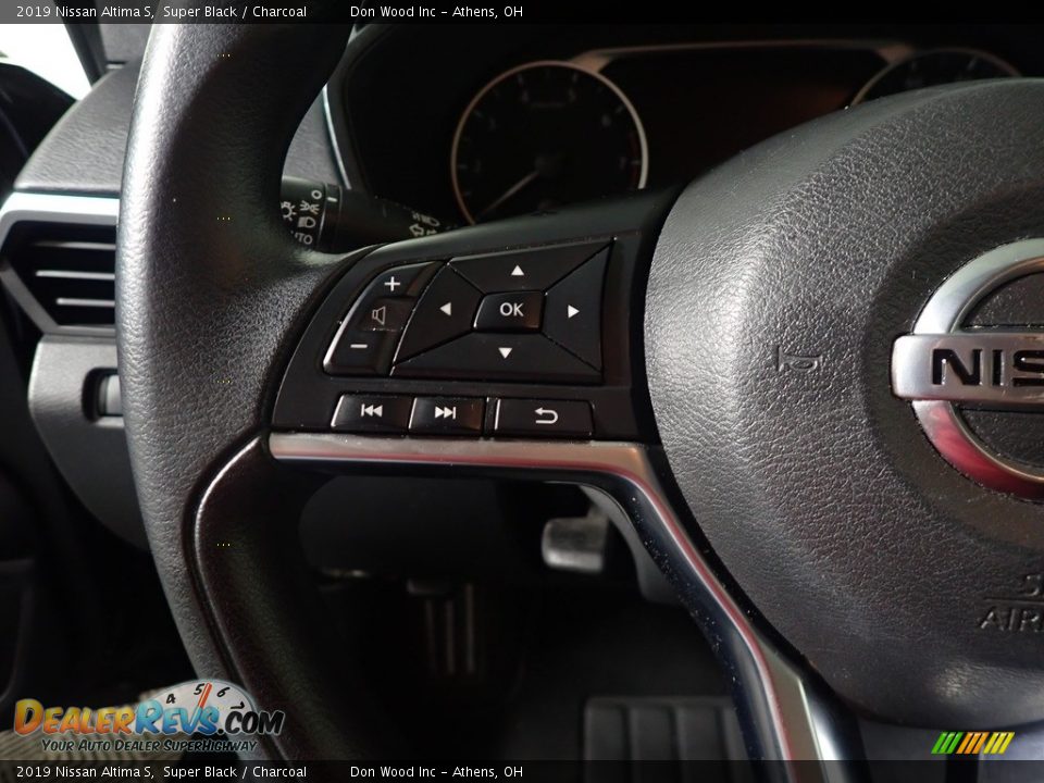 2019 Nissan Altima S Super Black / Charcoal Photo #29