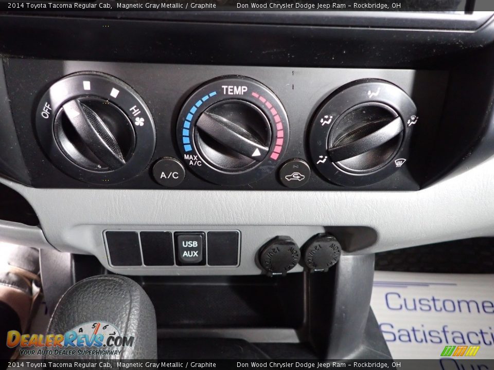Controls of 2014 Toyota Tacoma Regular Cab Photo #15
