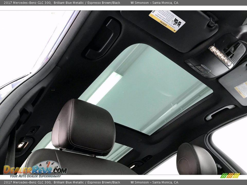 Sunroof of 2017 Mercedes-Benz GLC 300 Photo #29