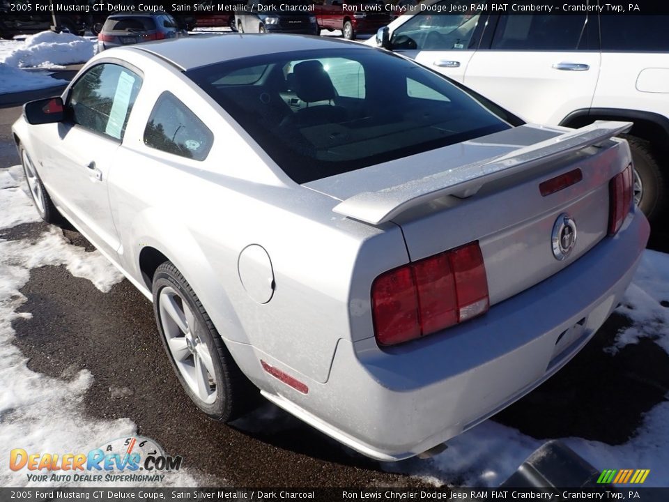 2005 Ford Mustang GT Deluxe Coupe Satin Silver Metallic / Dark Charcoal Photo #3