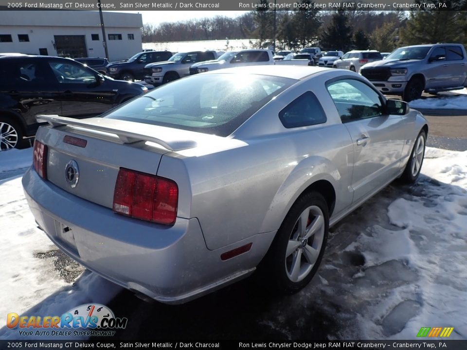 2005 Ford Mustang GT Deluxe Coupe Satin Silver Metallic / Dark Charcoal Photo #4