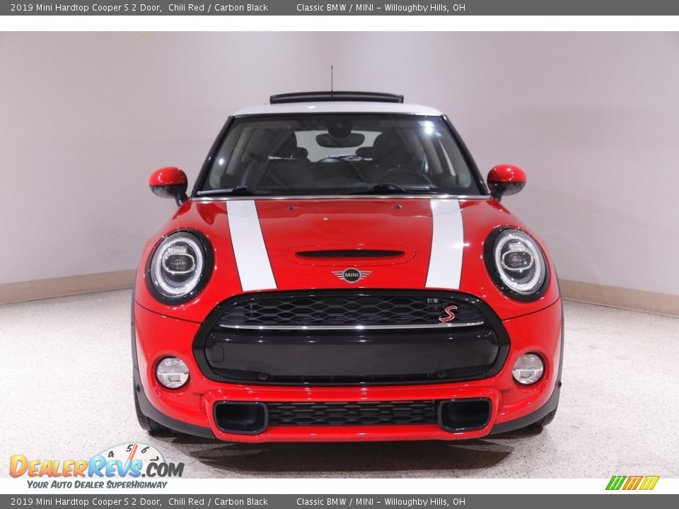 2019 Mini Hardtop Cooper S 2 Door Chili Red / Carbon Black Photo #2