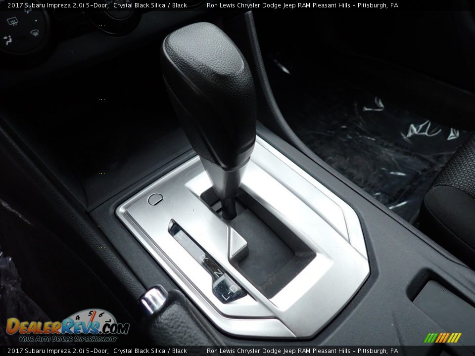 2017 Subaru Impreza 2.0i 5-Door Crystal Black Silica / Black Photo #16