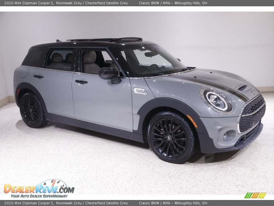 Front 3/4 View of 2020 Mini Clubman Cooper S Photo #1