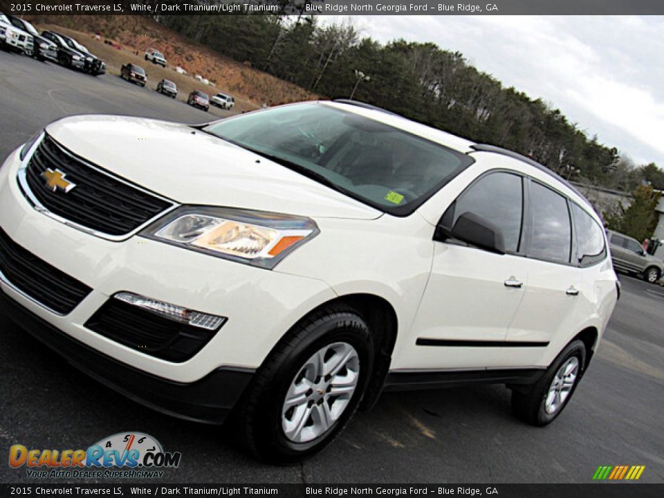 2015 Chevrolet Traverse LS White / Dark Titanium/Light Titanium Photo #18