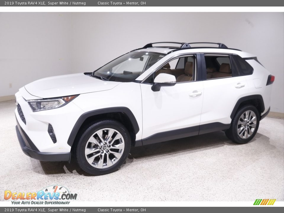 Super White 2019 Toyota RAV4 XLE Photo #3