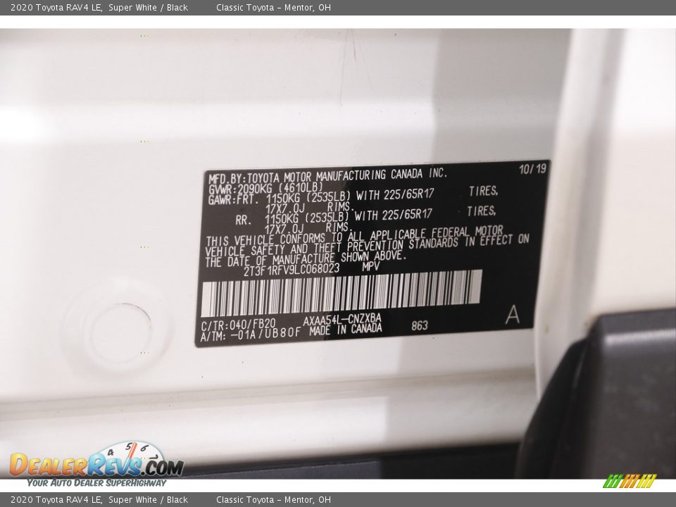 2020 Toyota RAV4 LE Super White / Black Photo #19