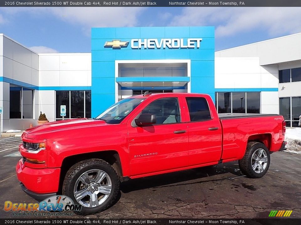 Front 3/4 View of 2016 Chevrolet Silverado 1500 WT Double Cab 4x4 Photo #1