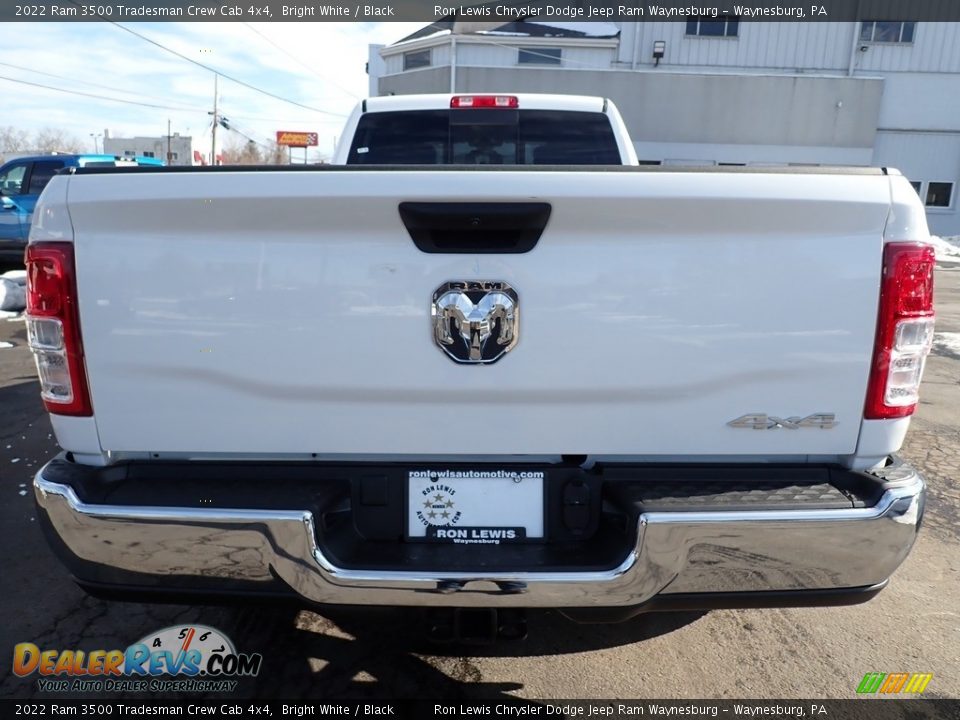 2022 Ram 3500 Tradesman Crew Cab 4x4 Bright White / Black Photo #4