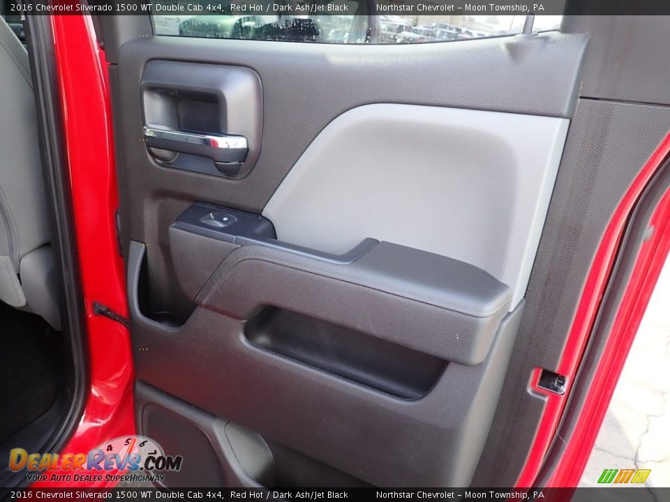 Door Panel of 2016 Chevrolet Silverado 1500 WT Double Cab 4x4 Photo #18