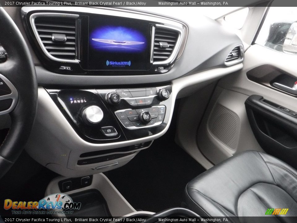 2017 Chrysler Pacifica Touring L Plus Brilliant Black Crystal Pearl / Black/Alloy Photo #15