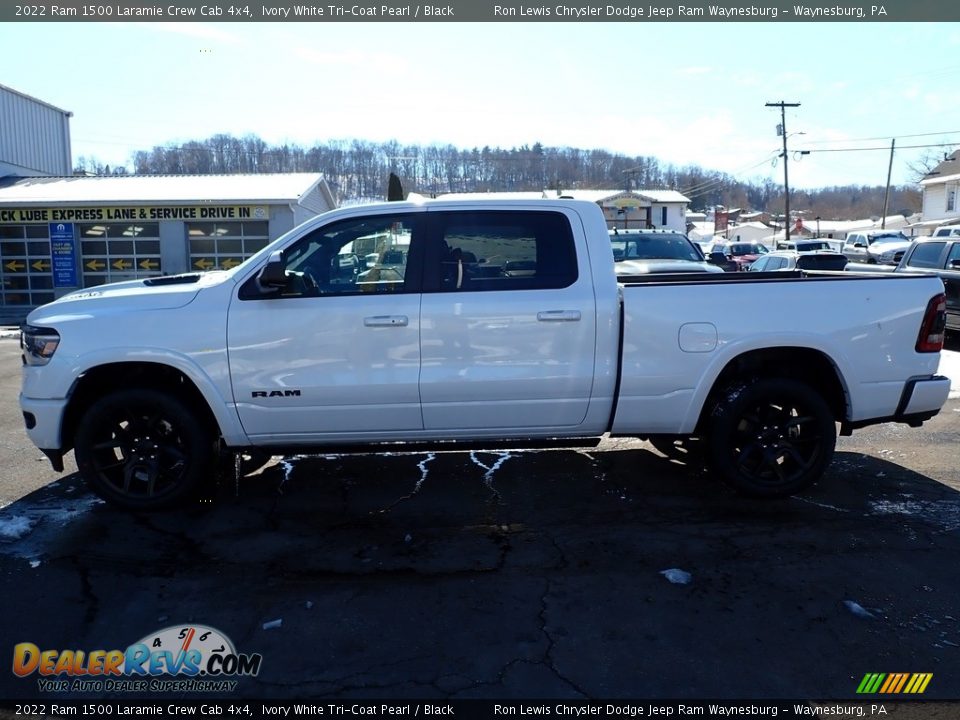 2022 Ram 1500 Laramie Crew Cab 4x4 Ivory White Tri-Coat Pearl / Black Photo #2