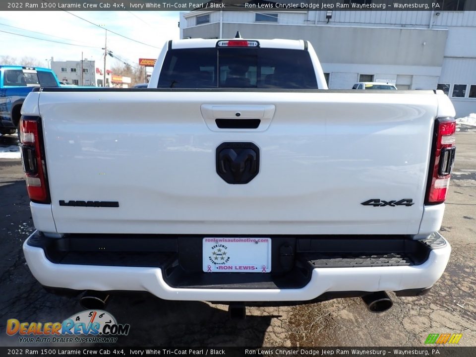 2022 Ram 1500 Laramie Crew Cab 4x4 Ivory White Tri-Coat Pearl / Black Photo #4