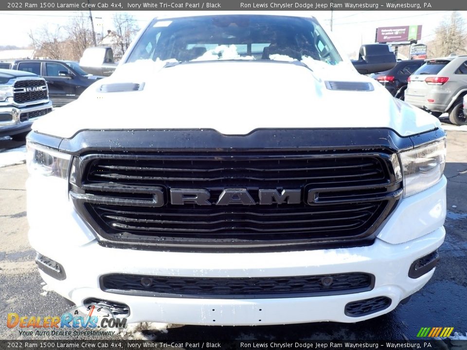 2022 Ram 1500 Laramie Crew Cab 4x4 Ivory White Tri-Coat Pearl / Black Photo #8