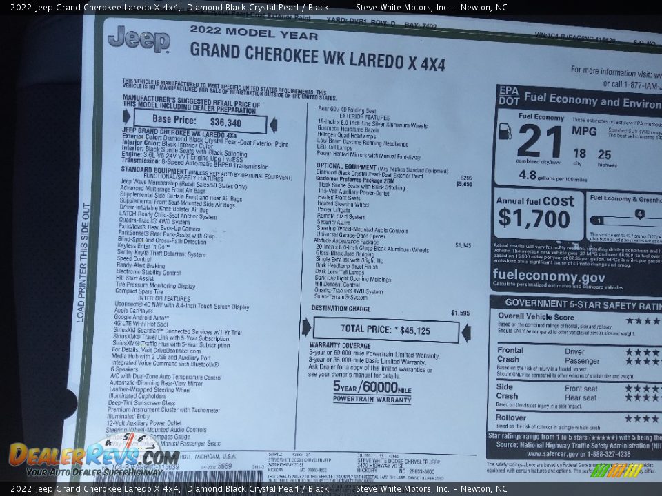 2022 Jeep Grand Cherokee Laredo X 4x4 Diamond Black Crystal Pearl / Black Photo #30