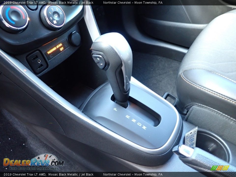 2019 Chevrolet Trax LT AWD Mosaic Black Metallic / Jet Black Photo #26