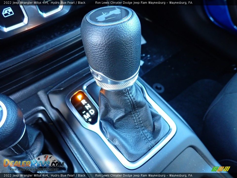 2022 Jeep Wrangler Willys 4x4 Shifter Photo #16