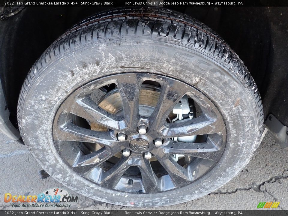 2022 Jeep Grand Cherokee Laredo X 4x4 Sting-Gray / Black Photo #10